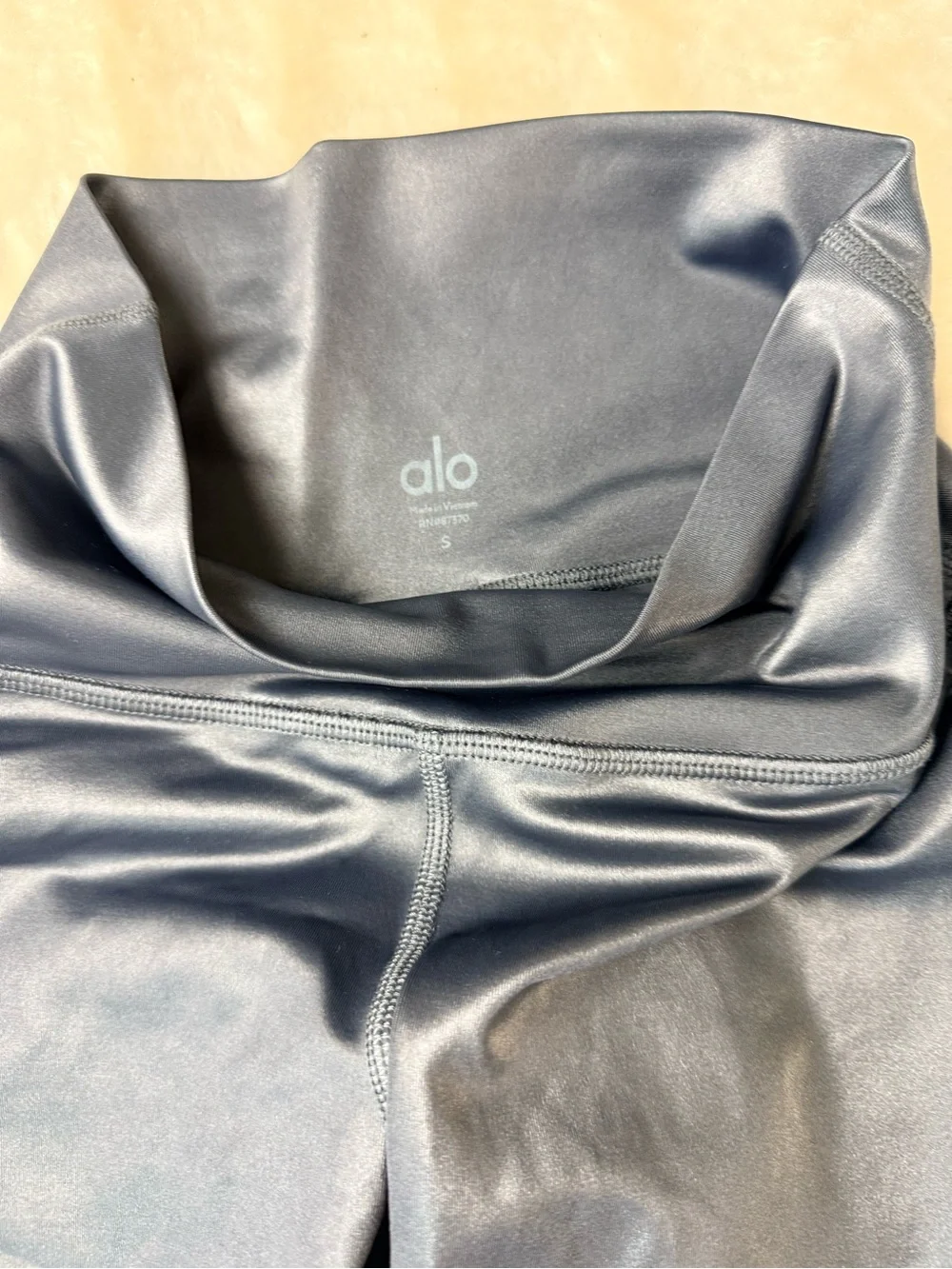 ALO Yoga‎ Mid-Rise Leggings in Slate gray